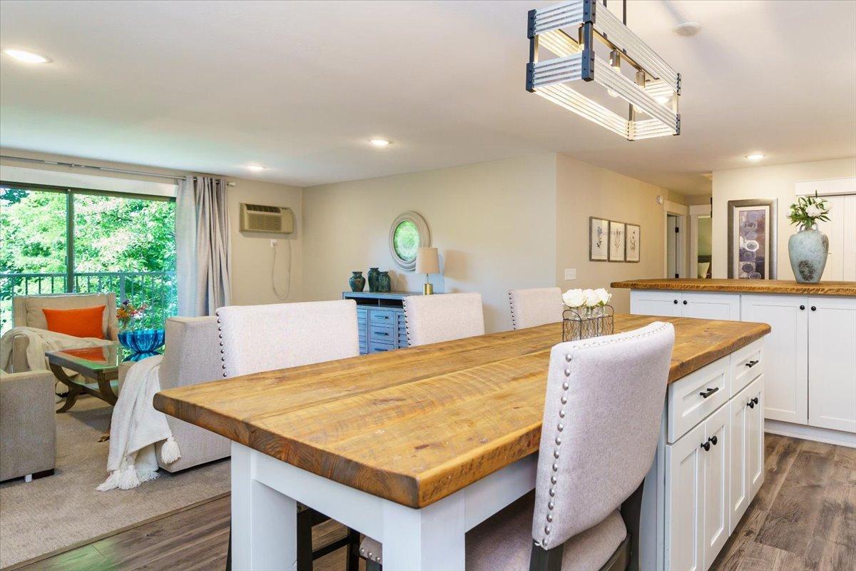 10501 Cedar Lake Road, Unit 404 Minnetonka, MN 55305 - Photo 11 of 34