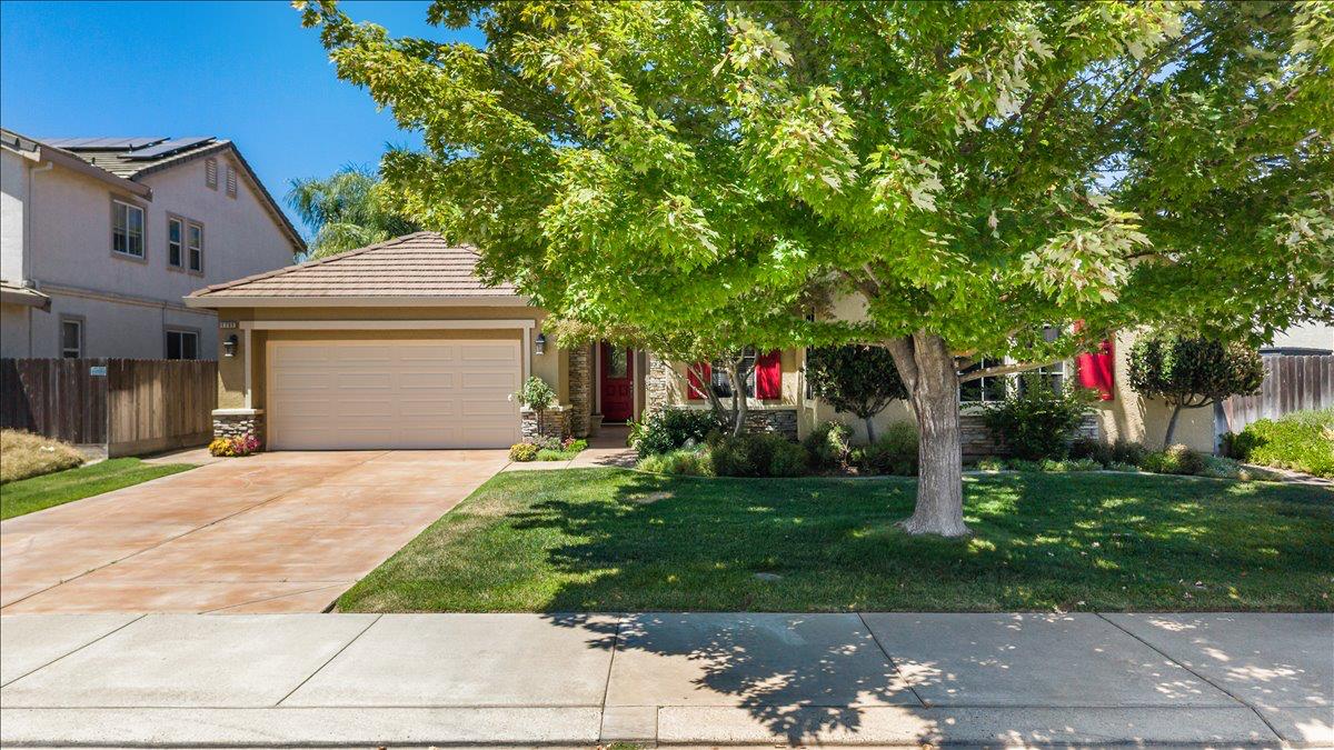1751 Daniel Drive Ripon, CA 95366 - Photo 1 of 57
