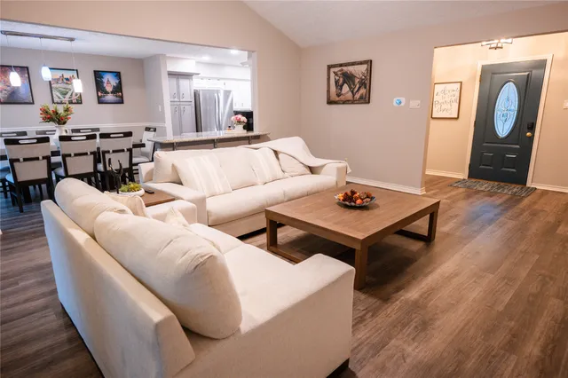 $3,300 | 13011 Lemur Lane, Cypress, TX 77429