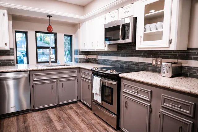 $3,300 | 13011 Lemur Lane, Cypress, TX 77429