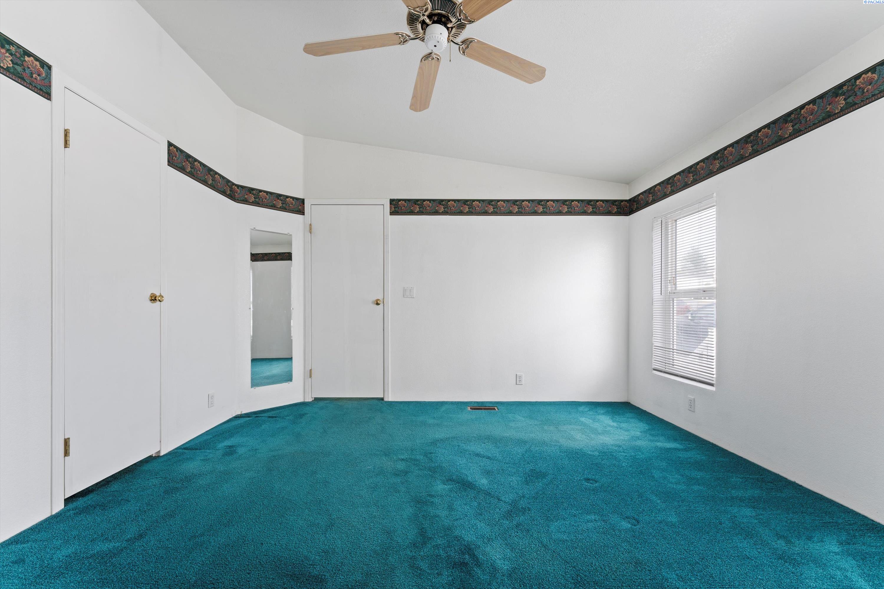 69 Ridgecliff Drive Richland, WA 99352 - Photo 9 of 43 Gallery Image 9