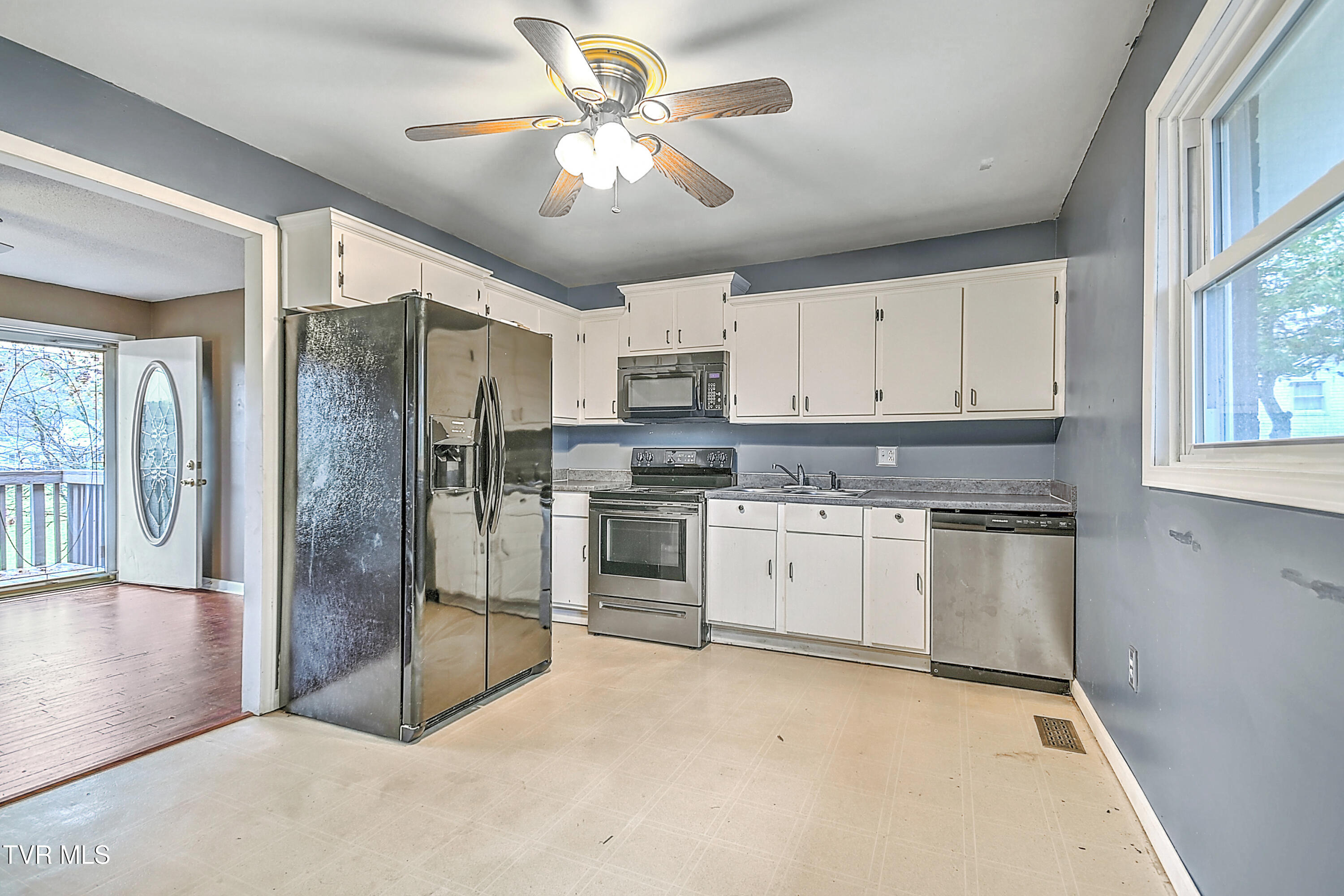 25168 Watauga Road Abingdon, VA 24211 - Photo 8 of 34 25168 Watauga DB-14