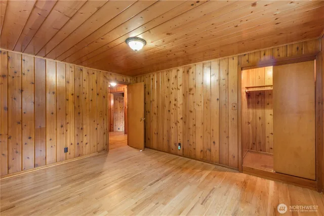 $724,950 | 34412 Mountain Highway East, Eatonville, WA 98328