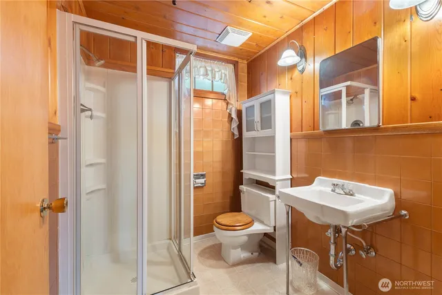 $724,950 | 34412 Mountain Highway East, Eatonville, WA 98328