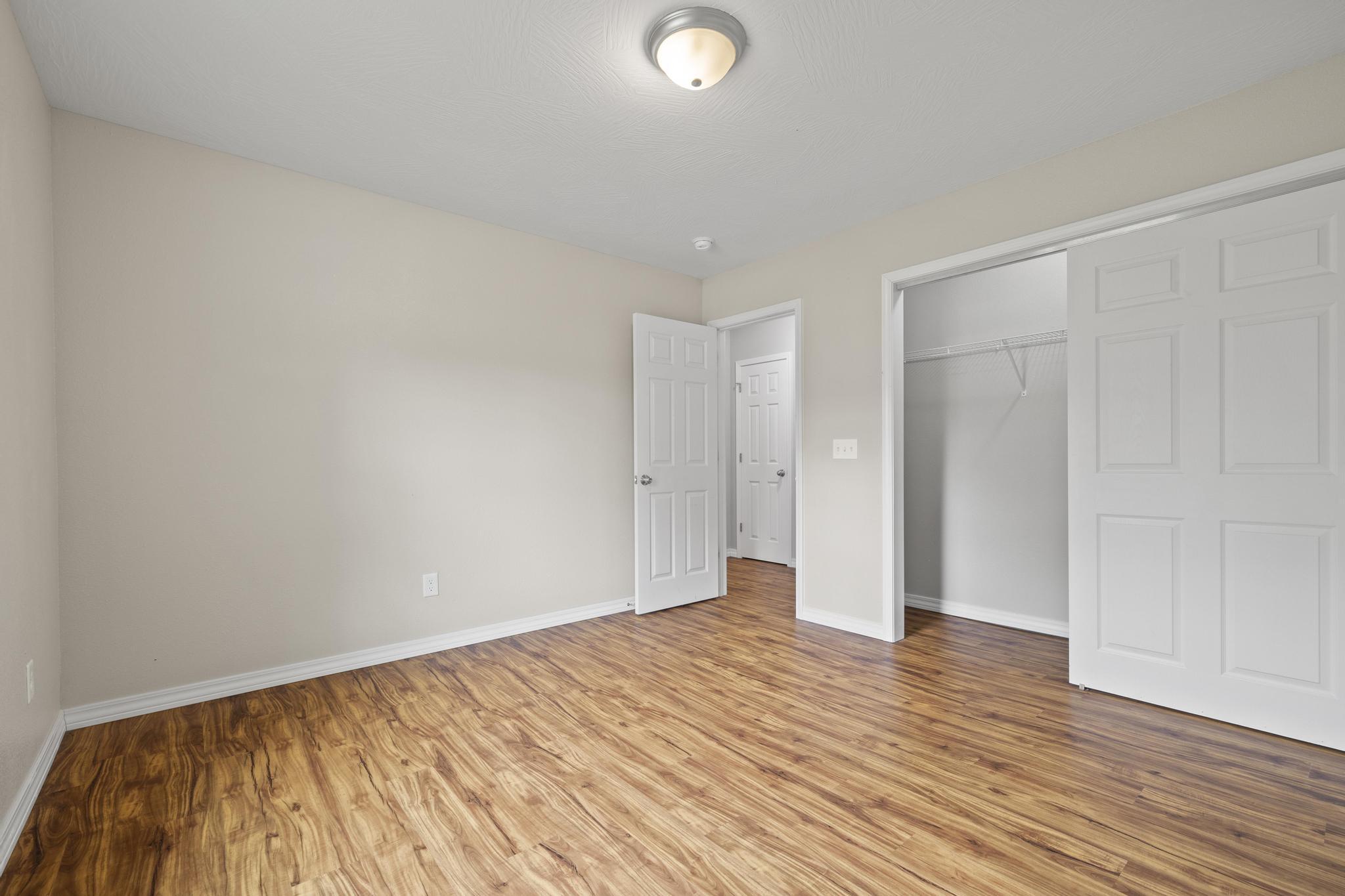 1027 South Overhill Avenue Springfield, MO 65802 - Photo 27 of 41 A-26