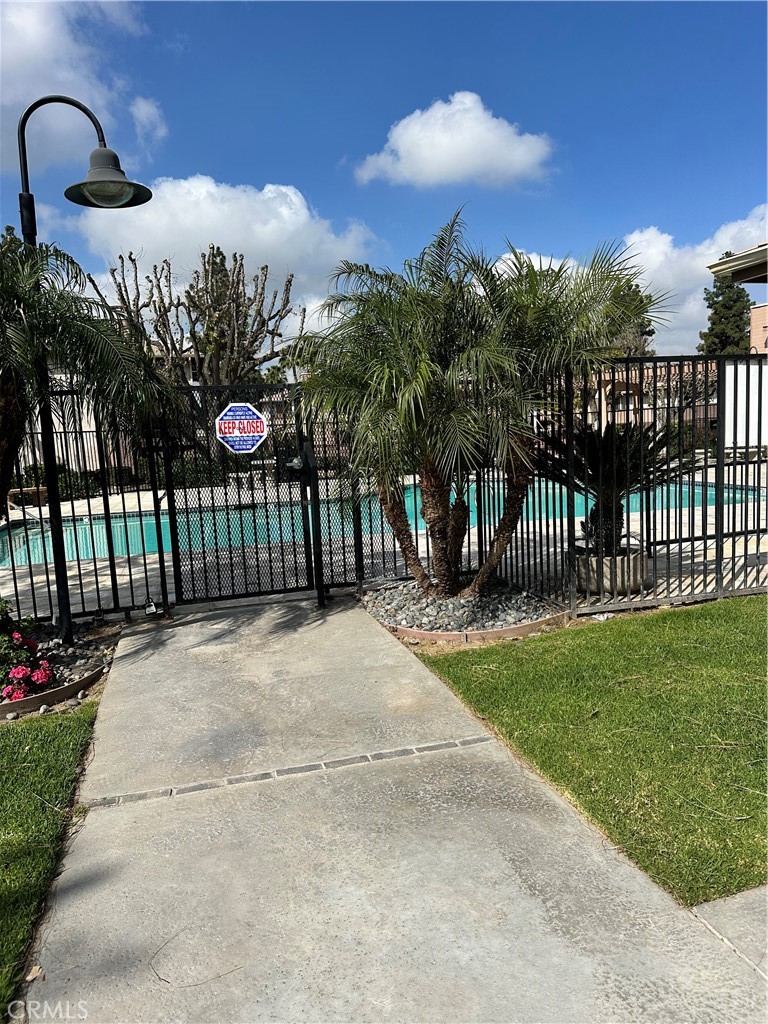 1313 Massachusetts Avenue, Unit 201 Riverside, CA 92507 - Photo 7 of 8