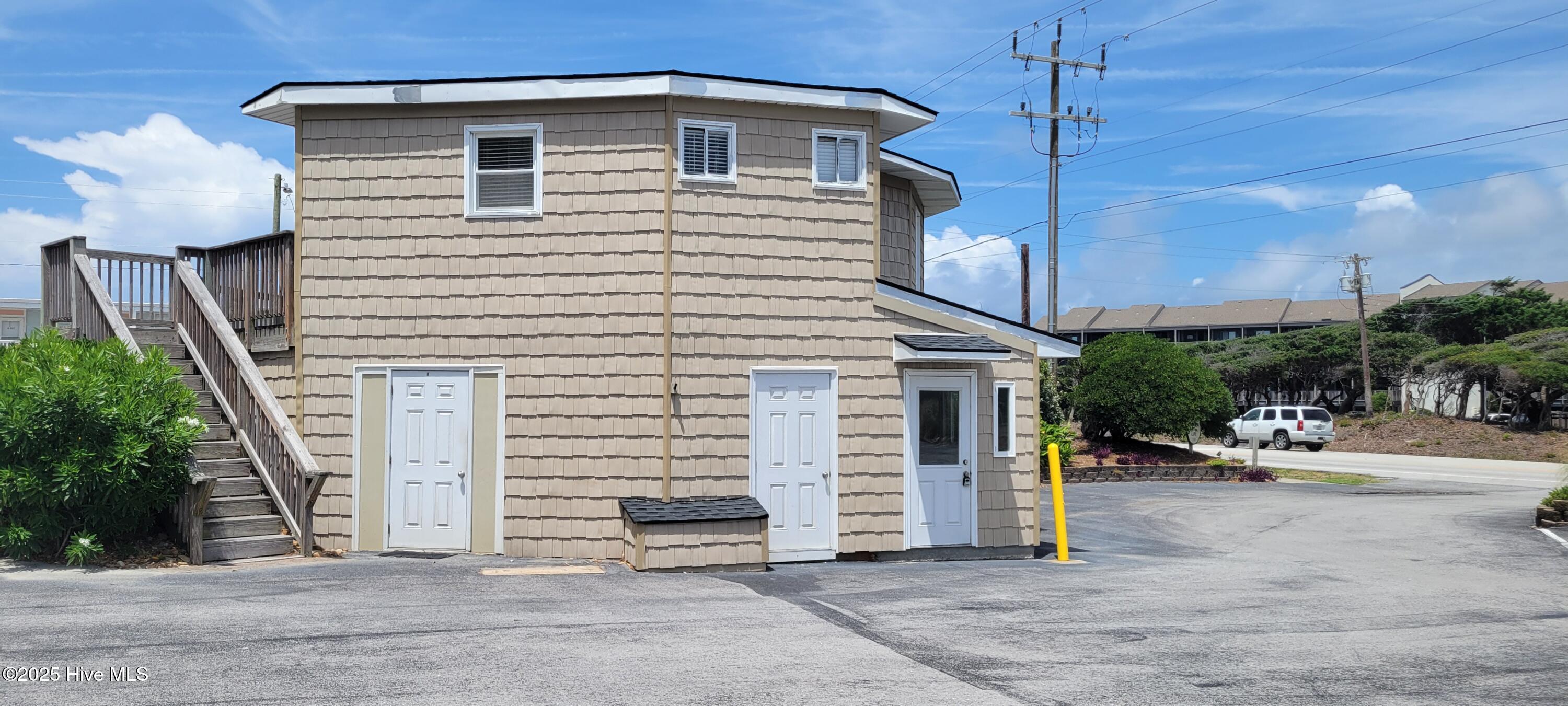 2305 West Fort Macon Road, Unit 308 Atlantic Beach, NC 28512 - Photo 2 of 33 Clubhouse