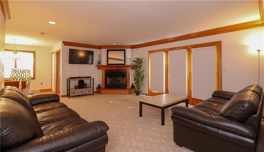 9040 Highland Road Pittsburgh, PA 15237 - Photo 3 of 25 Gallery Image 3