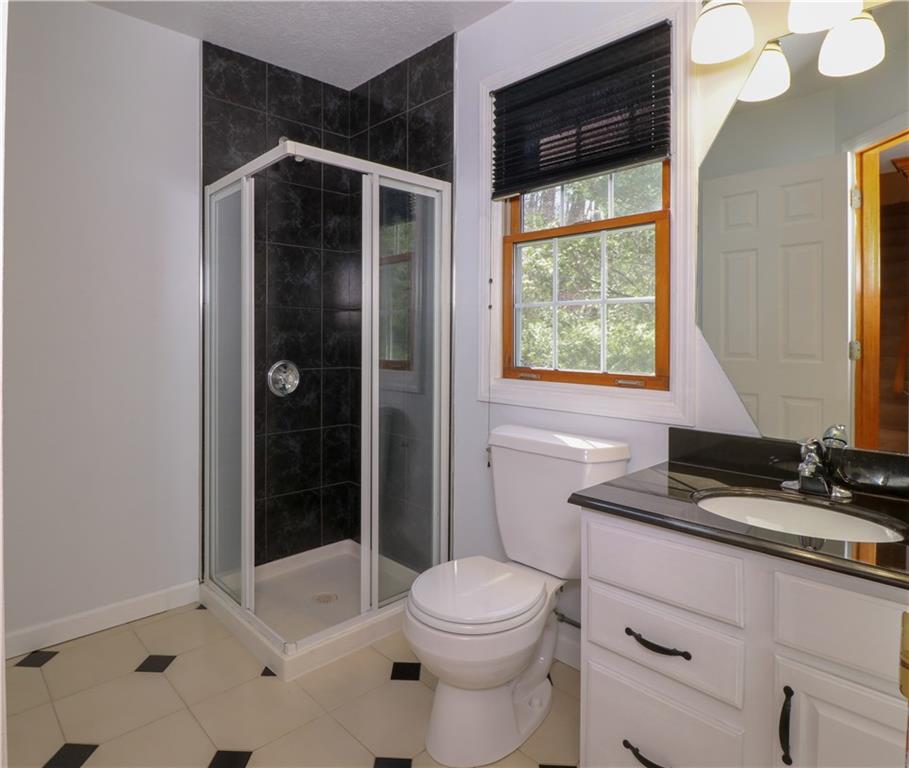 9040 Highland Road Pittsburgh, PA 15237 - Photo 9 of 25 Gallery Image 9