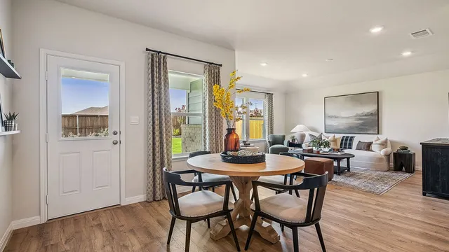 $325,990 | 121 Southridge Trail, Marble Falls, TX 78654