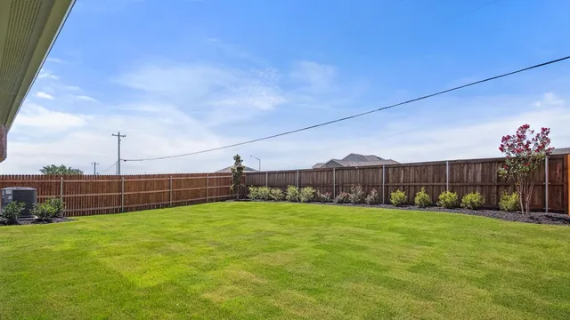 $325,990 | 121 Southridge Trail, Marble Falls, TX 78654