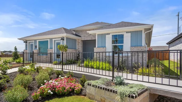 $325,990 | 121 Southridge Trail, Marble Falls, TX 78654