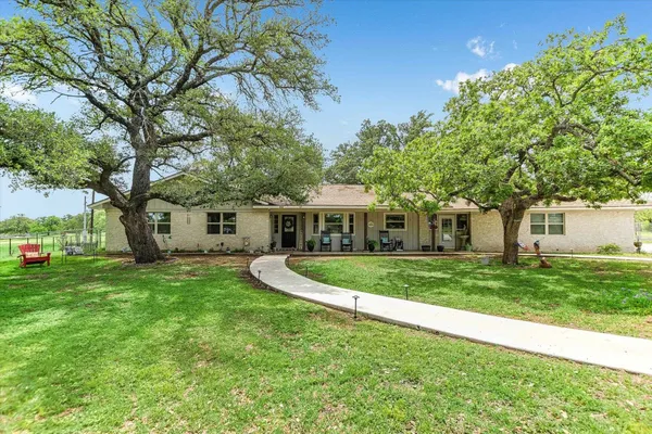 $675,000 | 433 Paseo De Vaca, Marble Falls, TX 78654