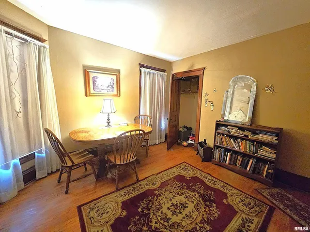 $109,900 | 115 East Court Street, Cambridge, IL 61238