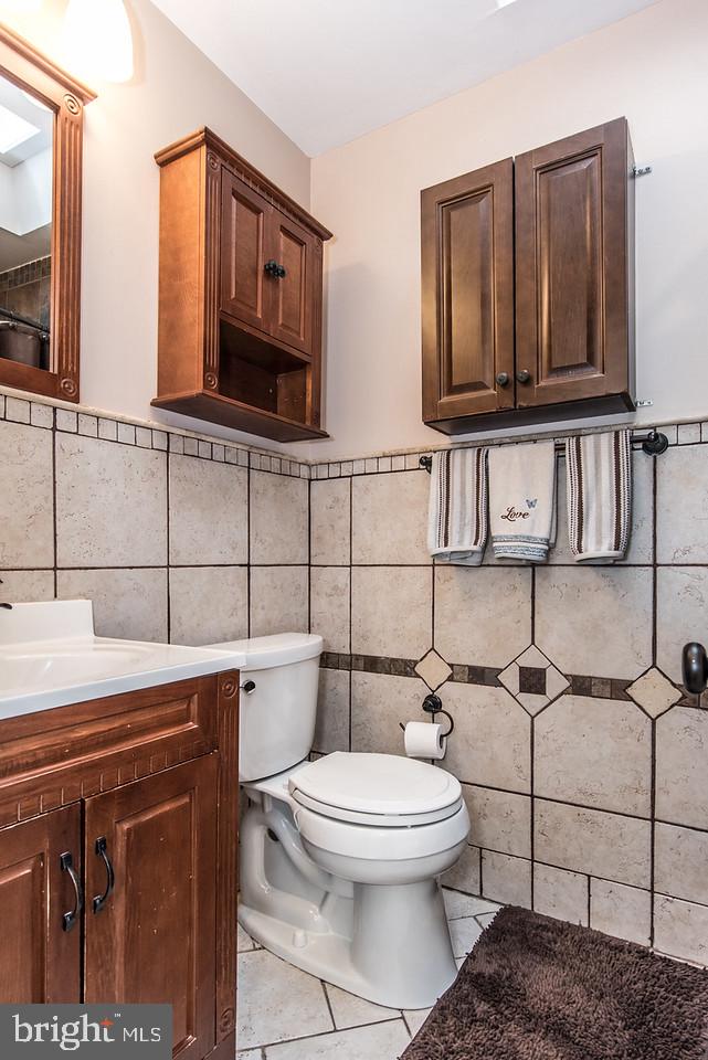 10648 Halstead Street Philadelphia, PA 19116 - Photo 20 of 36
