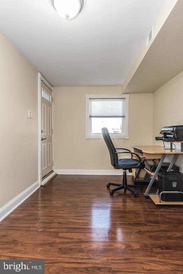 10648 Halstead Street Philadelphia, PA 19116 - Photo 28 of 36