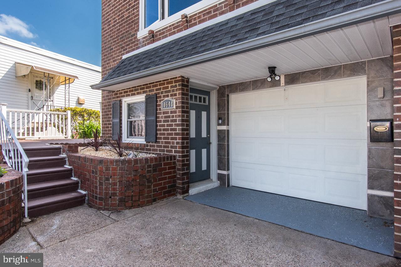 10648 Halstead Street Philadelphia, PA 19116 - Photo 3 of 36