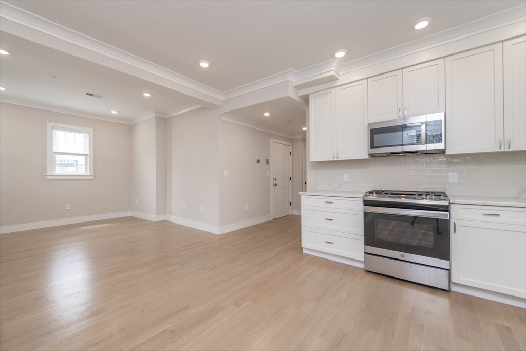 3520 Washington Street Boston, MA 02130 - Photo 8 of 18 Gallery Image 8