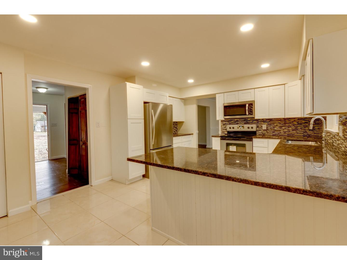 165 Ridge Road Southampton, NJ 08088 - Photo 8 of 23 Kitchen