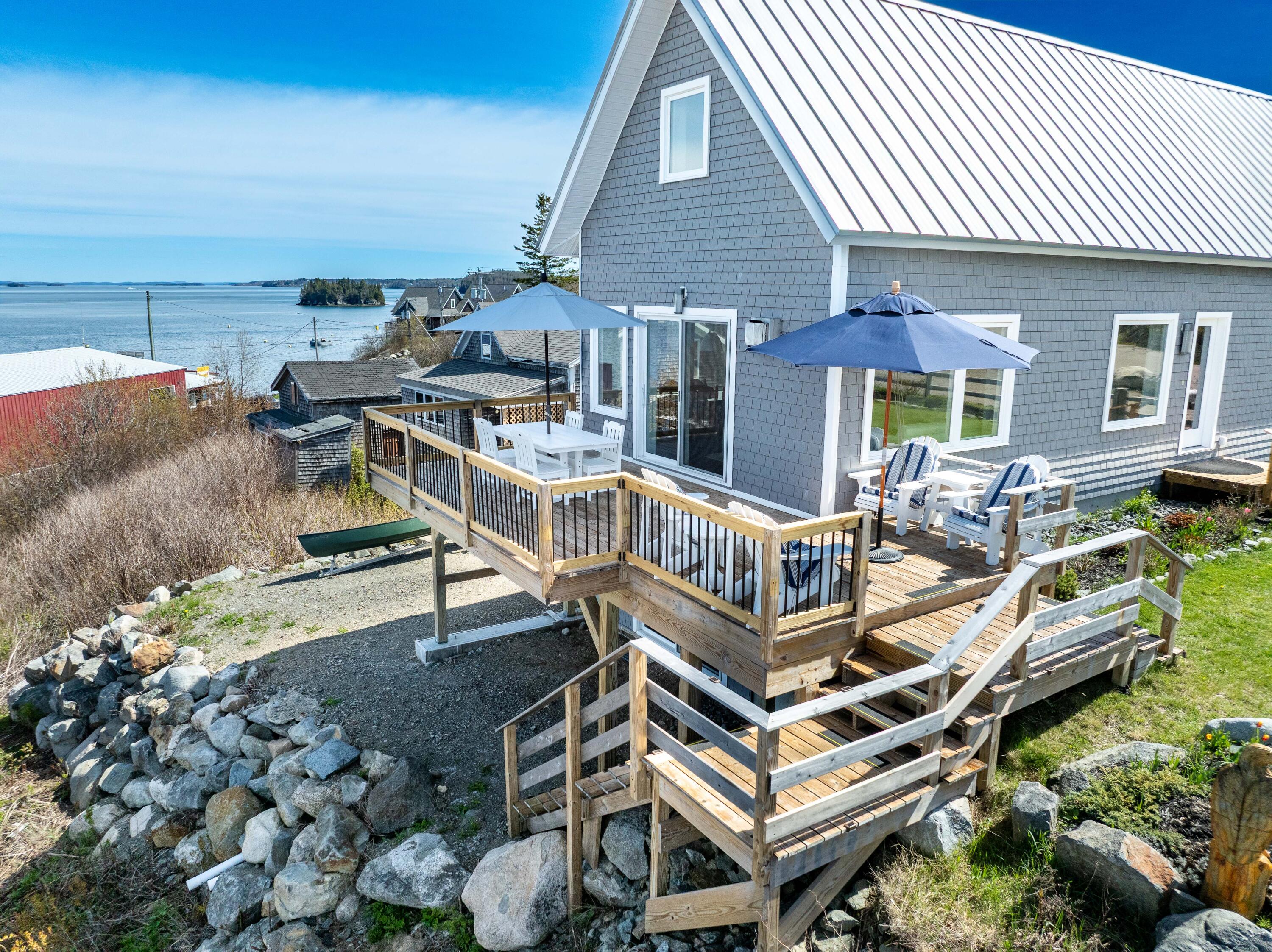 77 Johnson Street Lubec, ME 04652 - Photo 3 of 52 77 Johnson Street