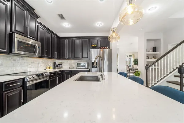 $570,000 | 12347 Streambed Drive, Riverview, FL 33579