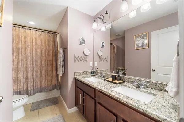 $570,000 | 12347 Streambed Drive, Riverview, FL 33579