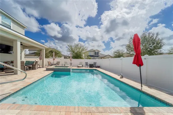 $570,000 | 12347 Streambed Drive, Riverview, FL 33579