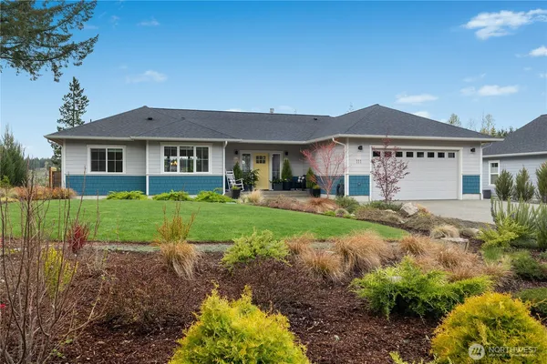 $675,000 | 111 East Country Club Drive North, Union, WA 98592