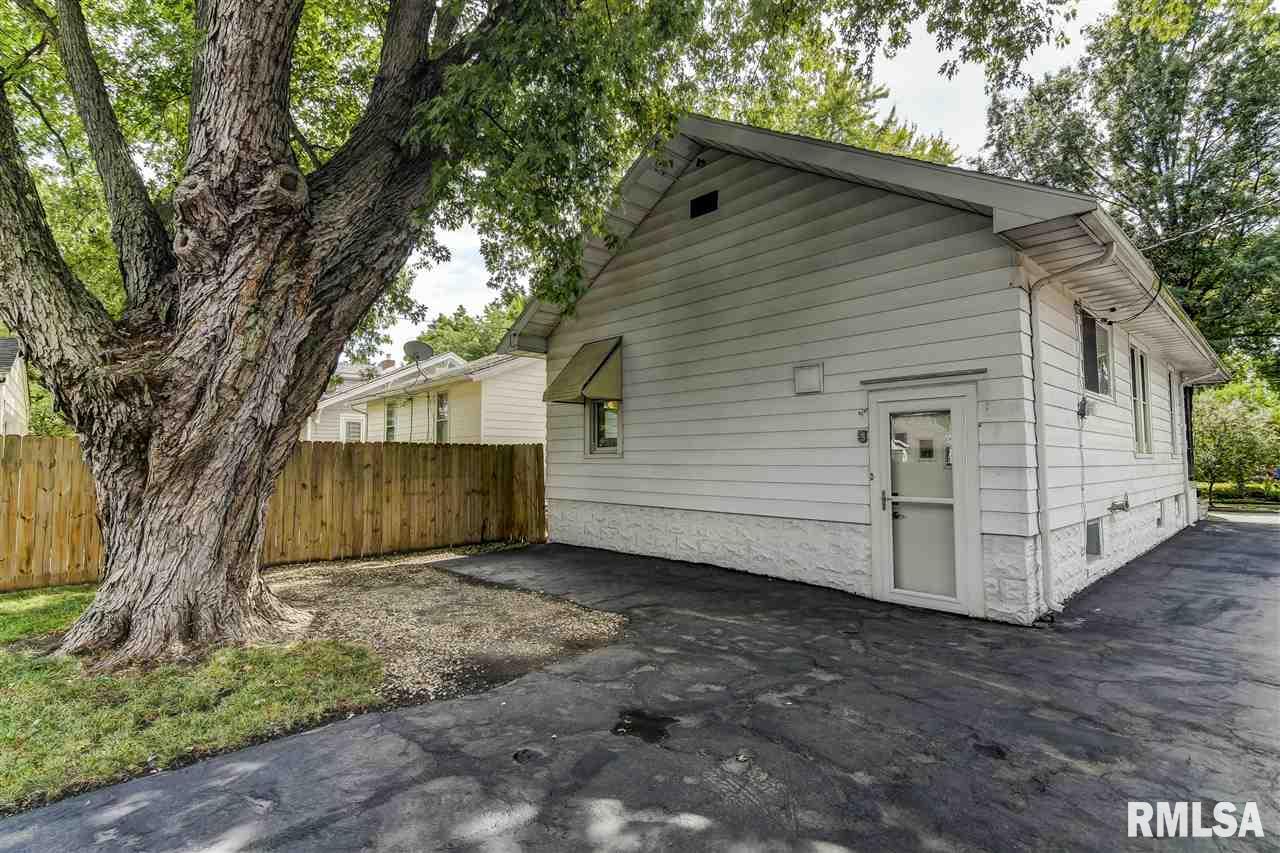 2248 South 10th Street Springfield, IL 62703 - Photo 18 of 36