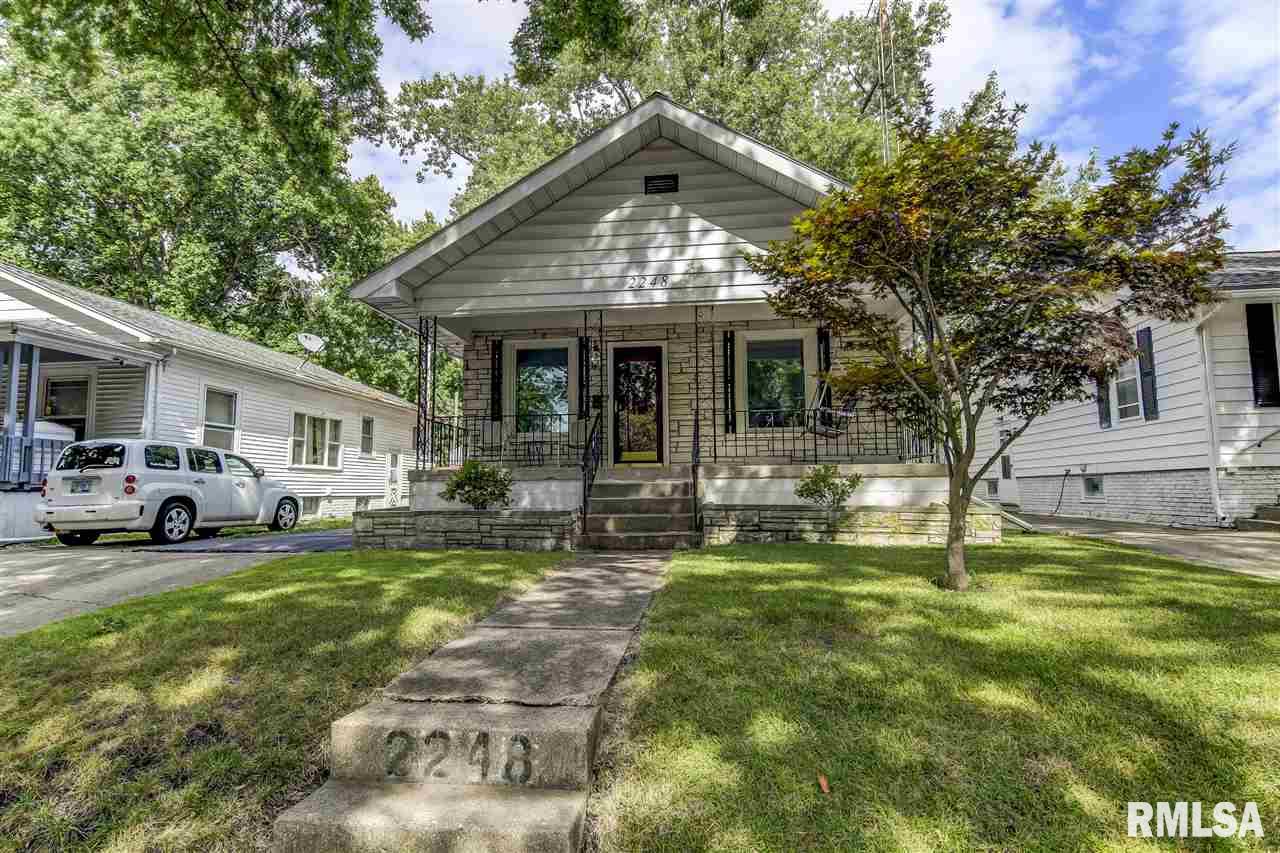 2248 South 10th Street Springfield, IL 62703 - Photo 3 of 36