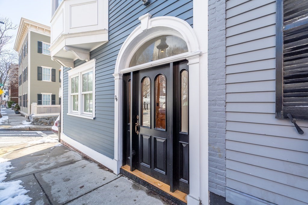 24 High Street, Unit 3 Boston, MA 02129 - Photo 14 of 15
