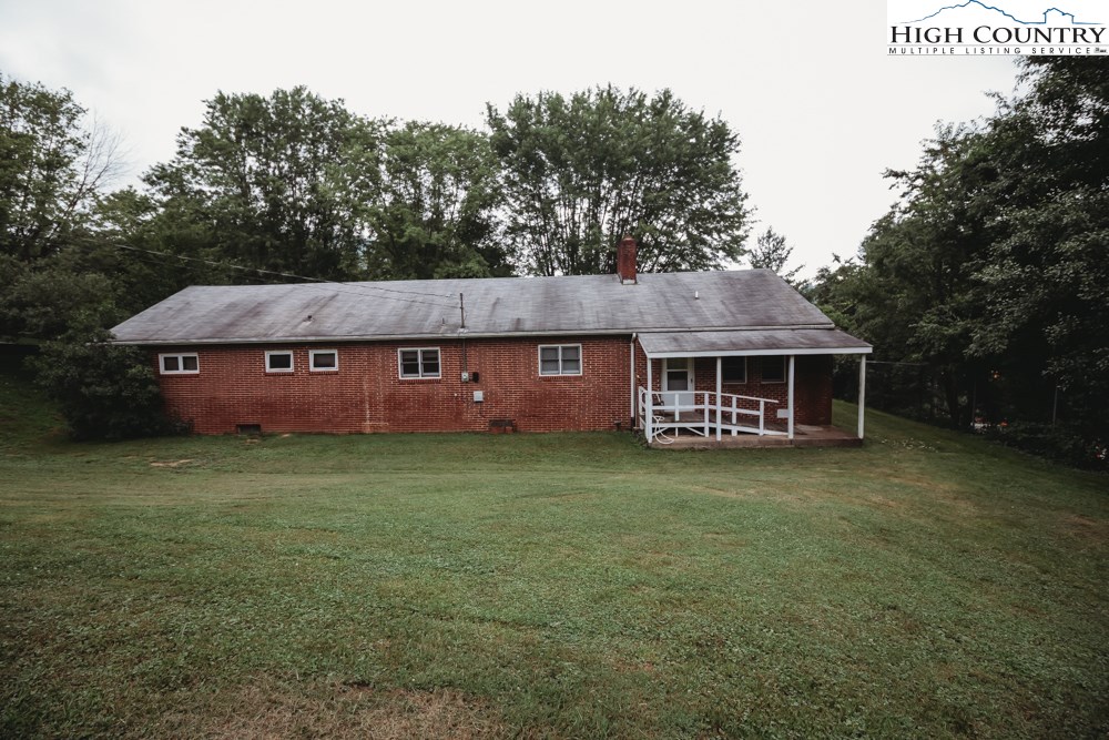 229 Cecil Street Boone, NC 28607 - Photo 7 of 29 Gallery Image 7