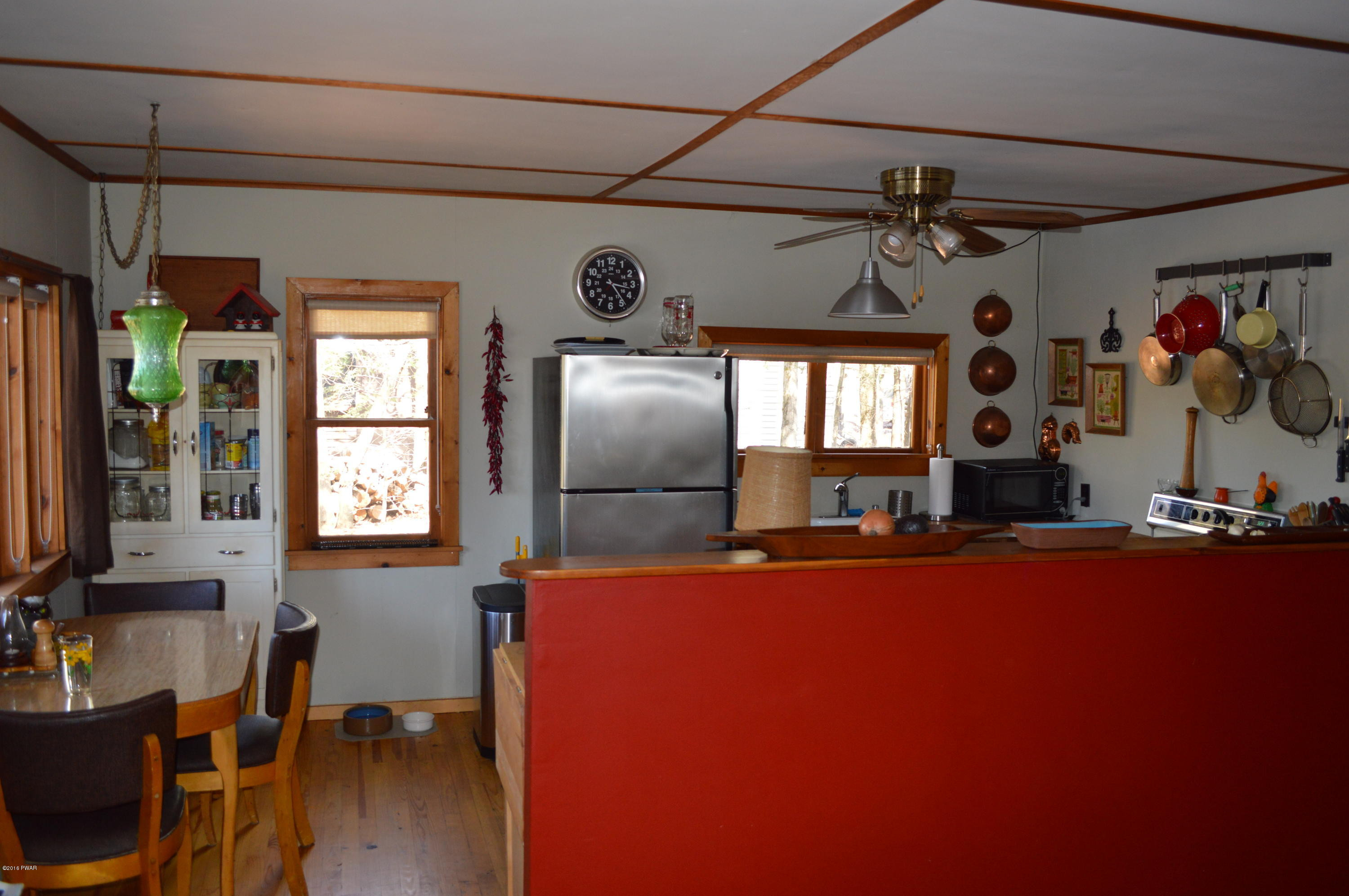 125 Kleinhans Pond Road Hawley, PA 18428 - Photo 5 of 18 Eat in kitchen