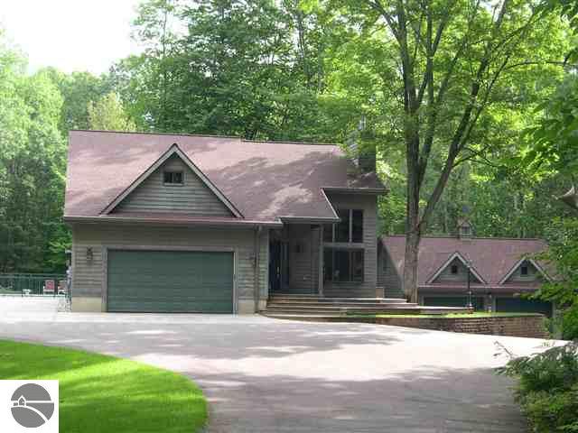 6758 Fishing Site Road Traverse City, MI 49685 - Photo 3 of 15 1698586-2.JPG