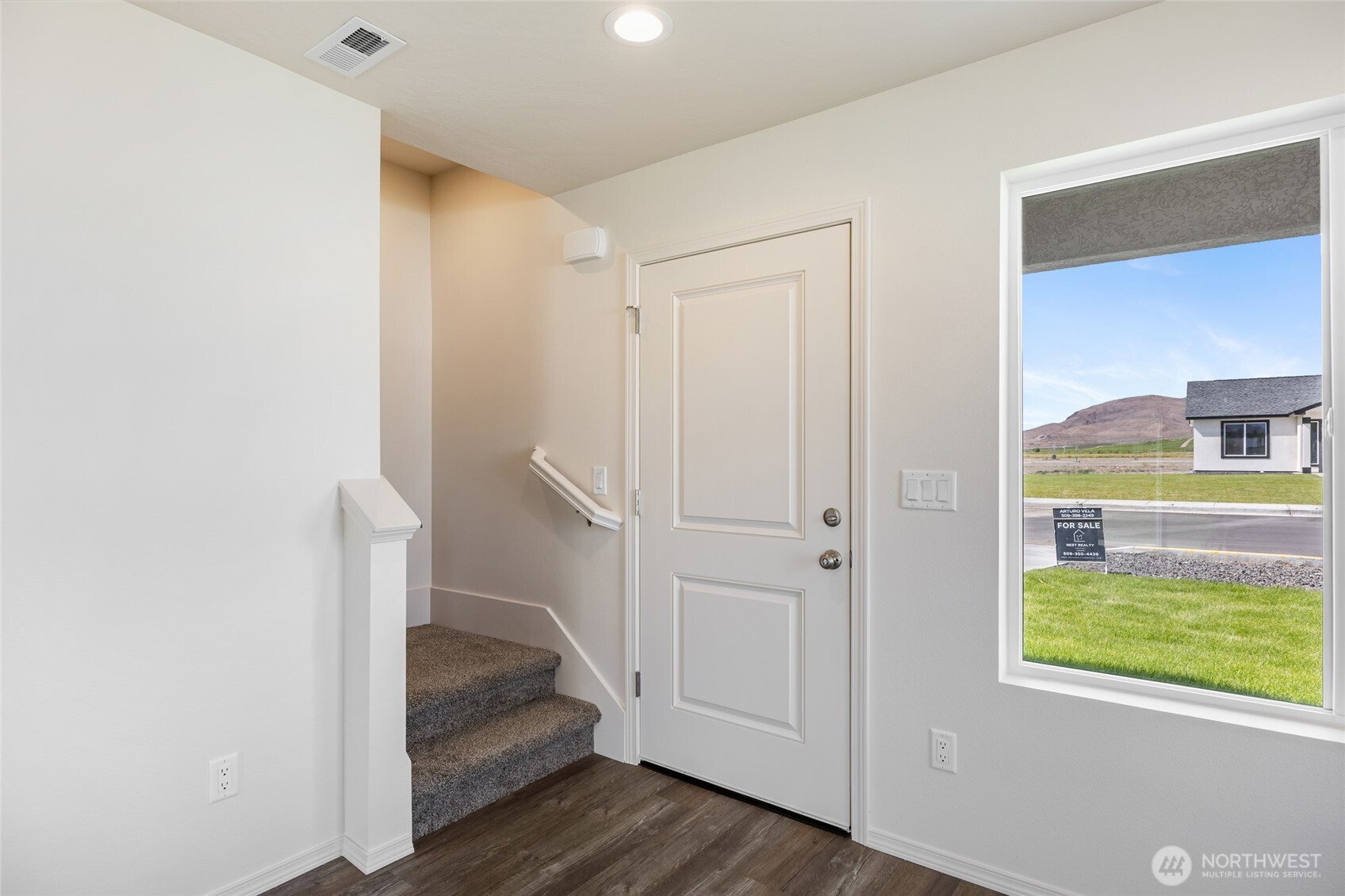 208 Rattray Drive Mattawa, WA 99349 - Photo 12 of 40