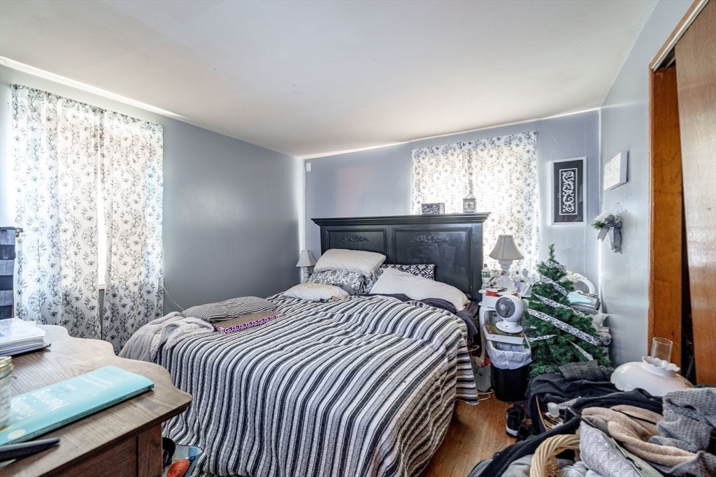 82 Redfern Drive Springfield, MA 01109 - Photo 11 of 15