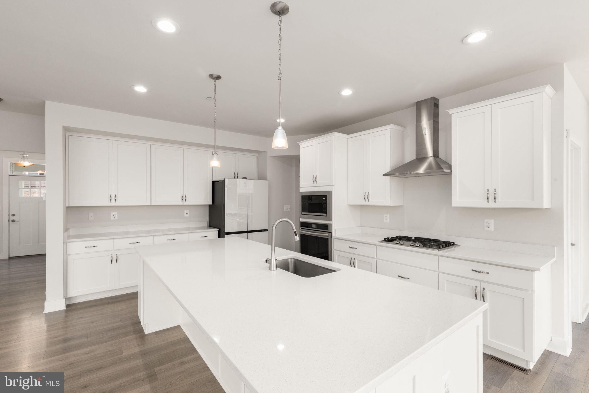 2511 Easy Street Fallston, MD 21047 - Photo 4 of 46 Gas Cooktop & Vented Hood
