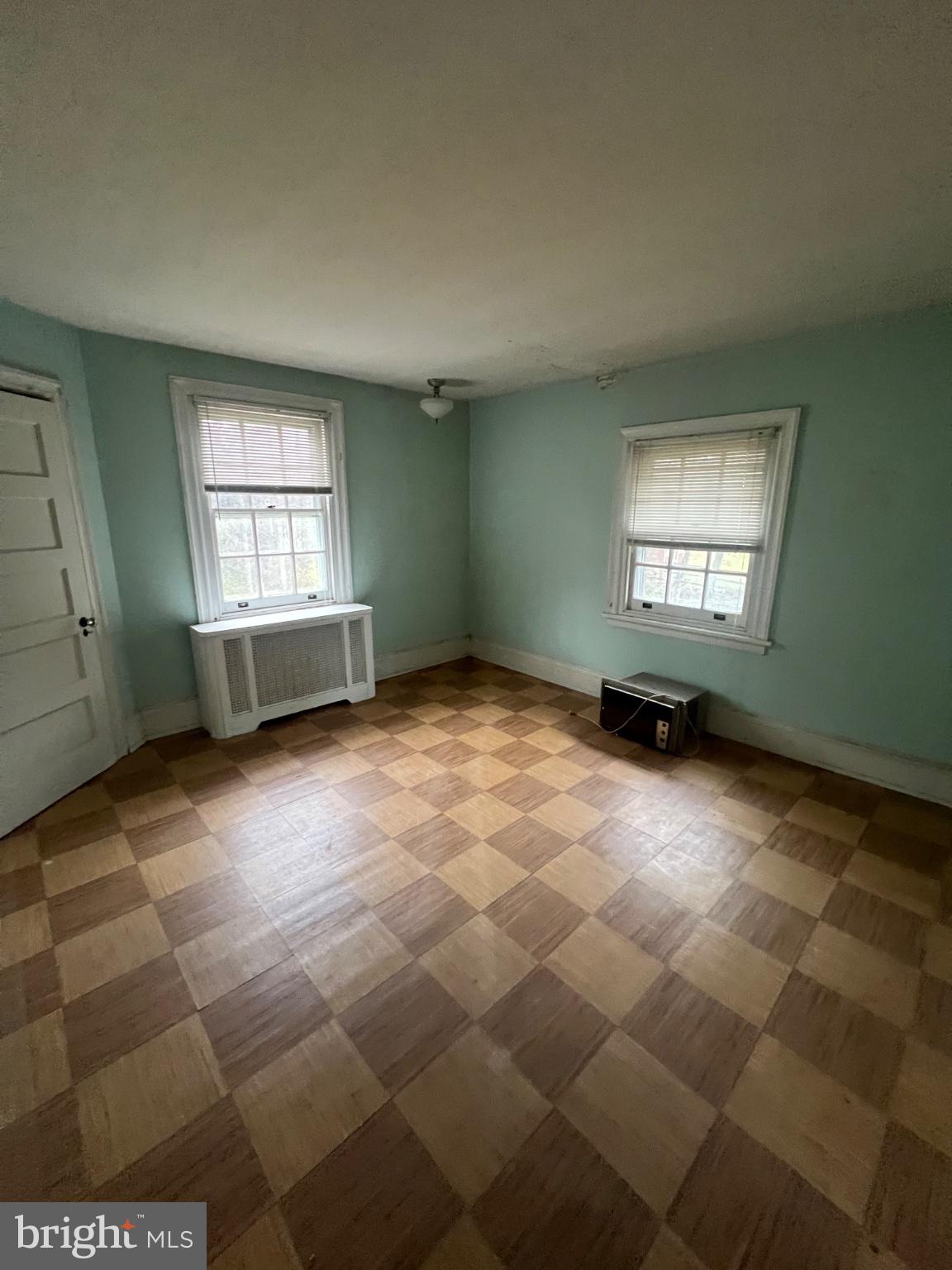 111 Penarth Road Bala Cynwyd, PA 19004 - Photo 9 of 20 Bright, airy room with charming details.