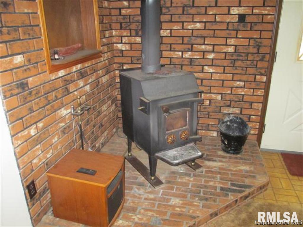 1711 Mt Zion Road Jacksonville, IL 62650 - Photo 14 of 15