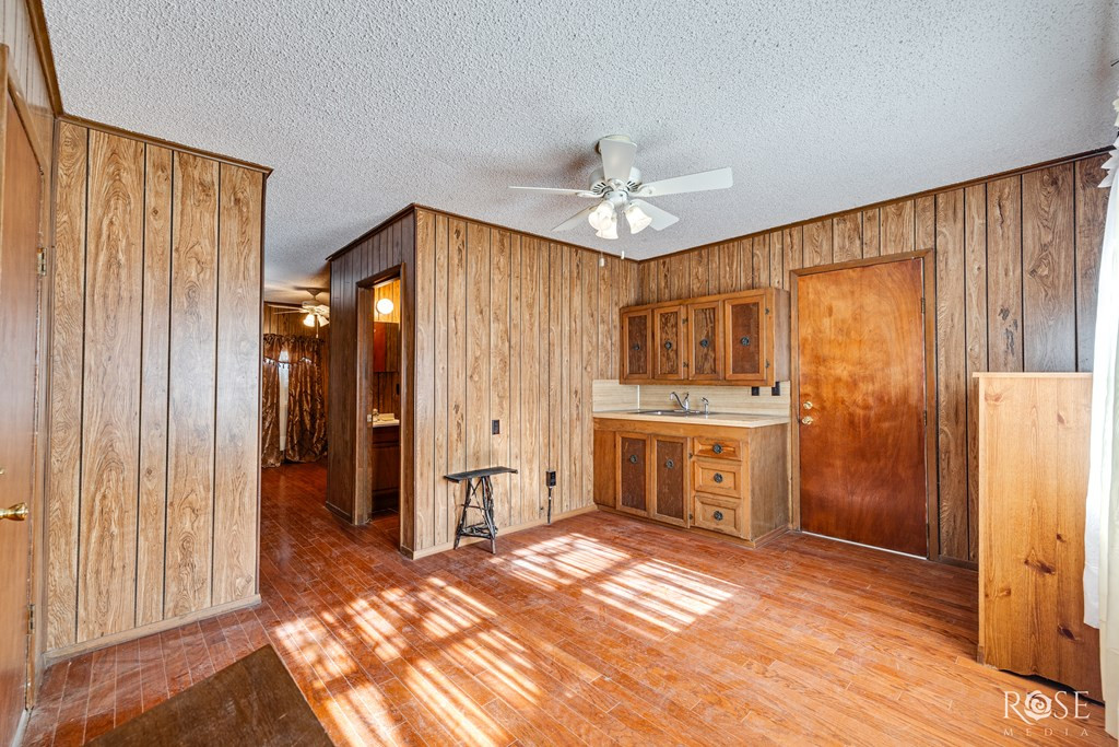 1906 Santa Rosa Street Ozona, TX 76943 - Photo 20 of 27 Photo 20
