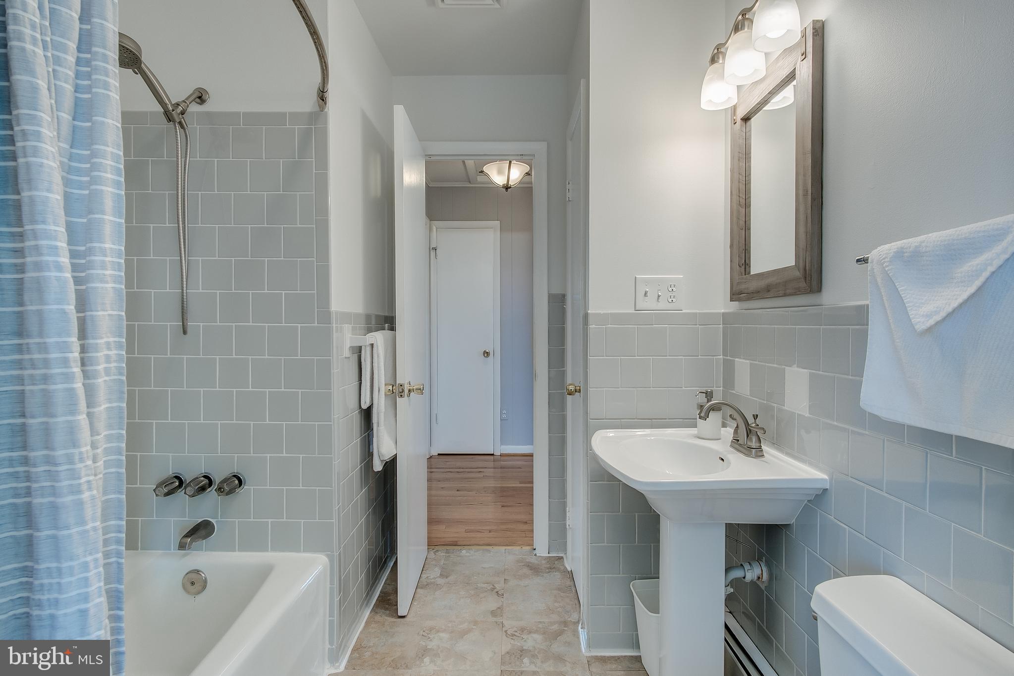7418 Ridge Road Frederick, MD 21702 - Photo 26 of 58 Full bath upper level