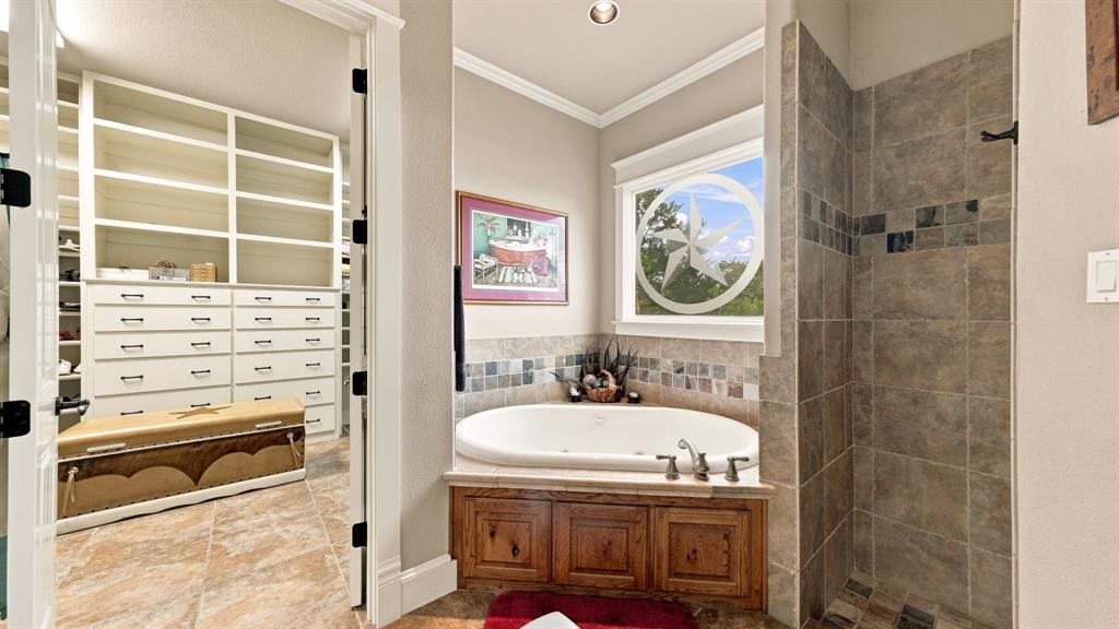 11918 Riek Road Krum, TX 76249 - Photo 21 of 39 Gallery Image 21