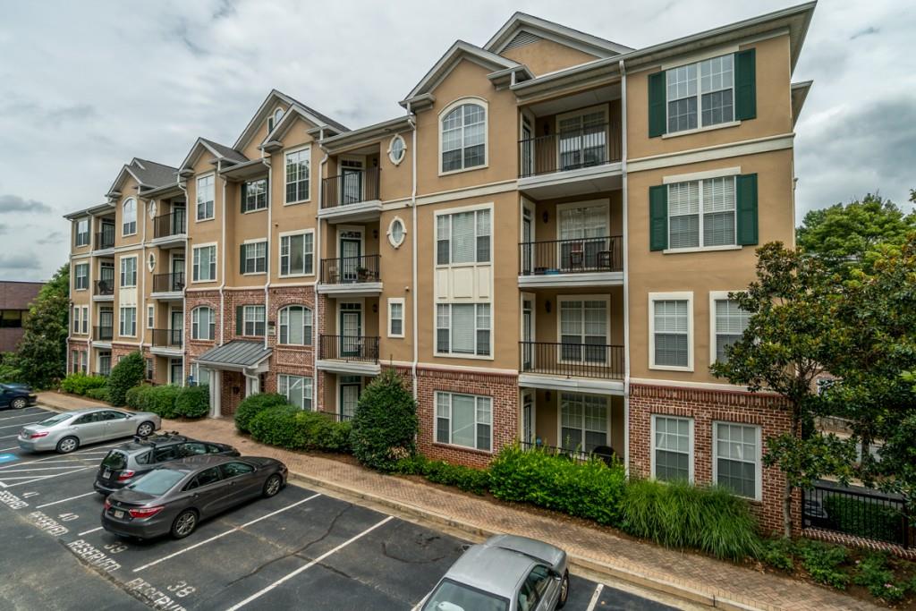1404 Stratford Commons Decatur, GA 30033 - Photo 1 of 1