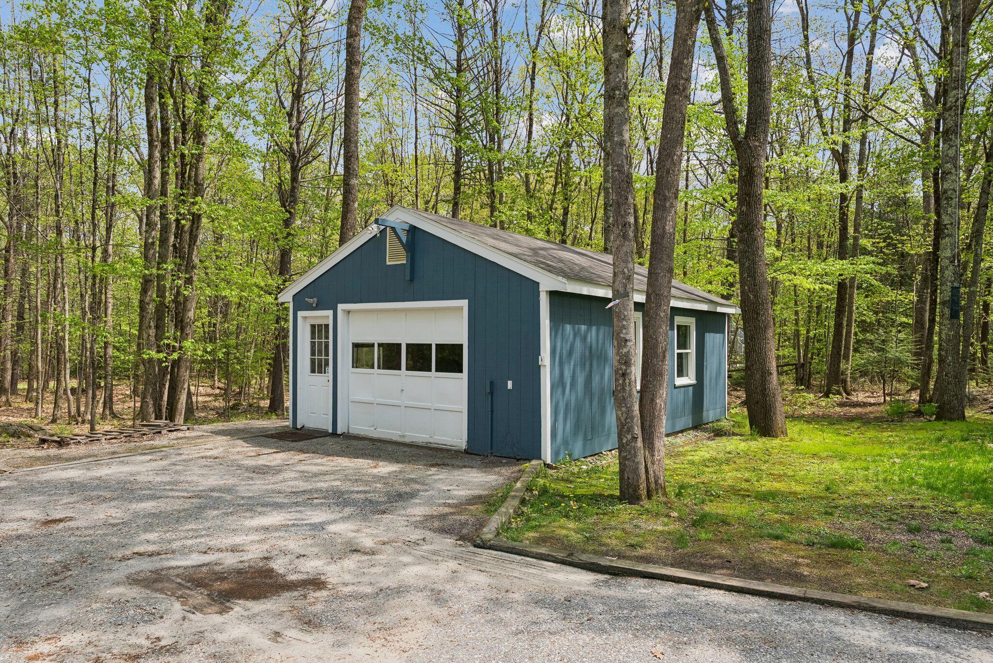 253 Yarmouth Road Gray, ME 04039 - Photo 15 of 42 14_DSC03812