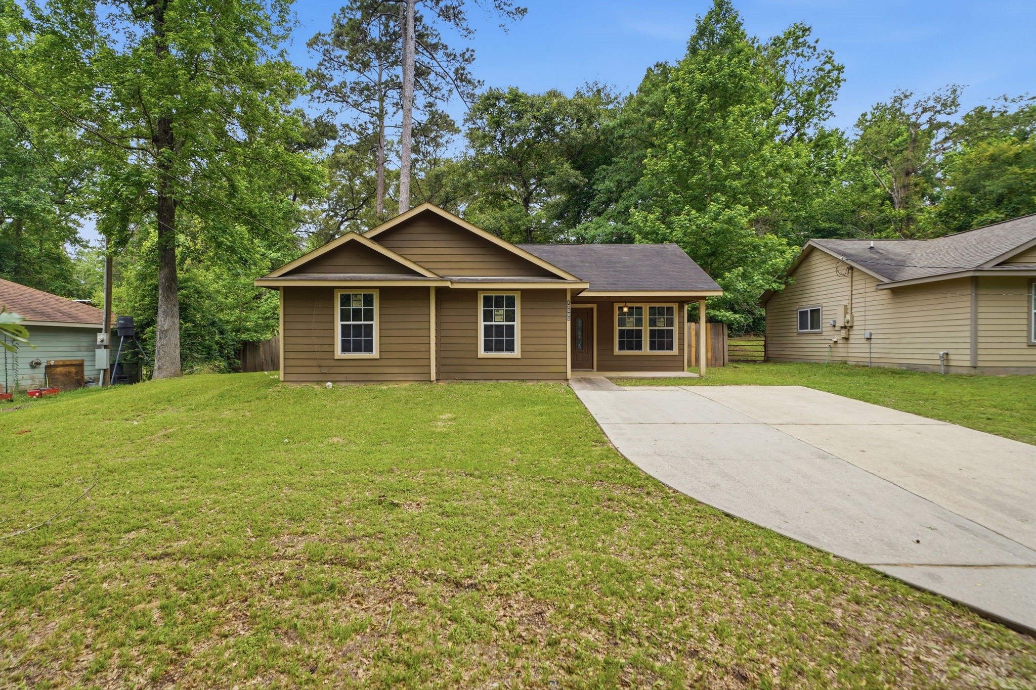 12595 Royal Springs Road Conroe, TX 77303 - Photo 1 of 29