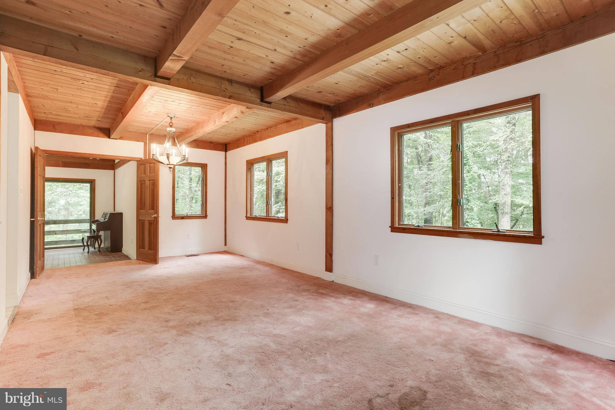 13191 Highland Road Highland, MD 20777 - Photo 5 of 30 Living & Dining Rooms