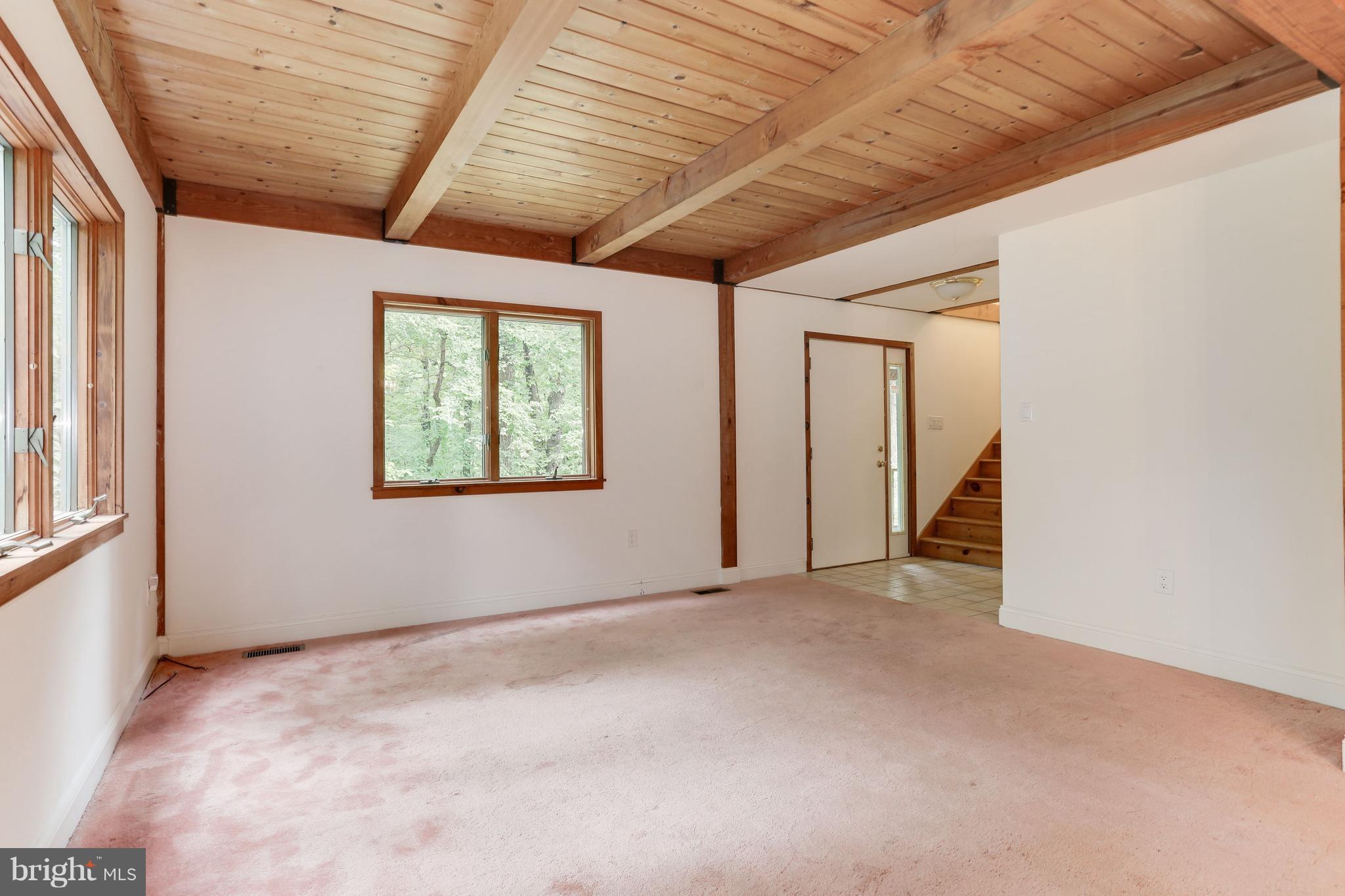 13191 Highland Road Highland, MD 20777 - Photo 6 of 30 Living Room