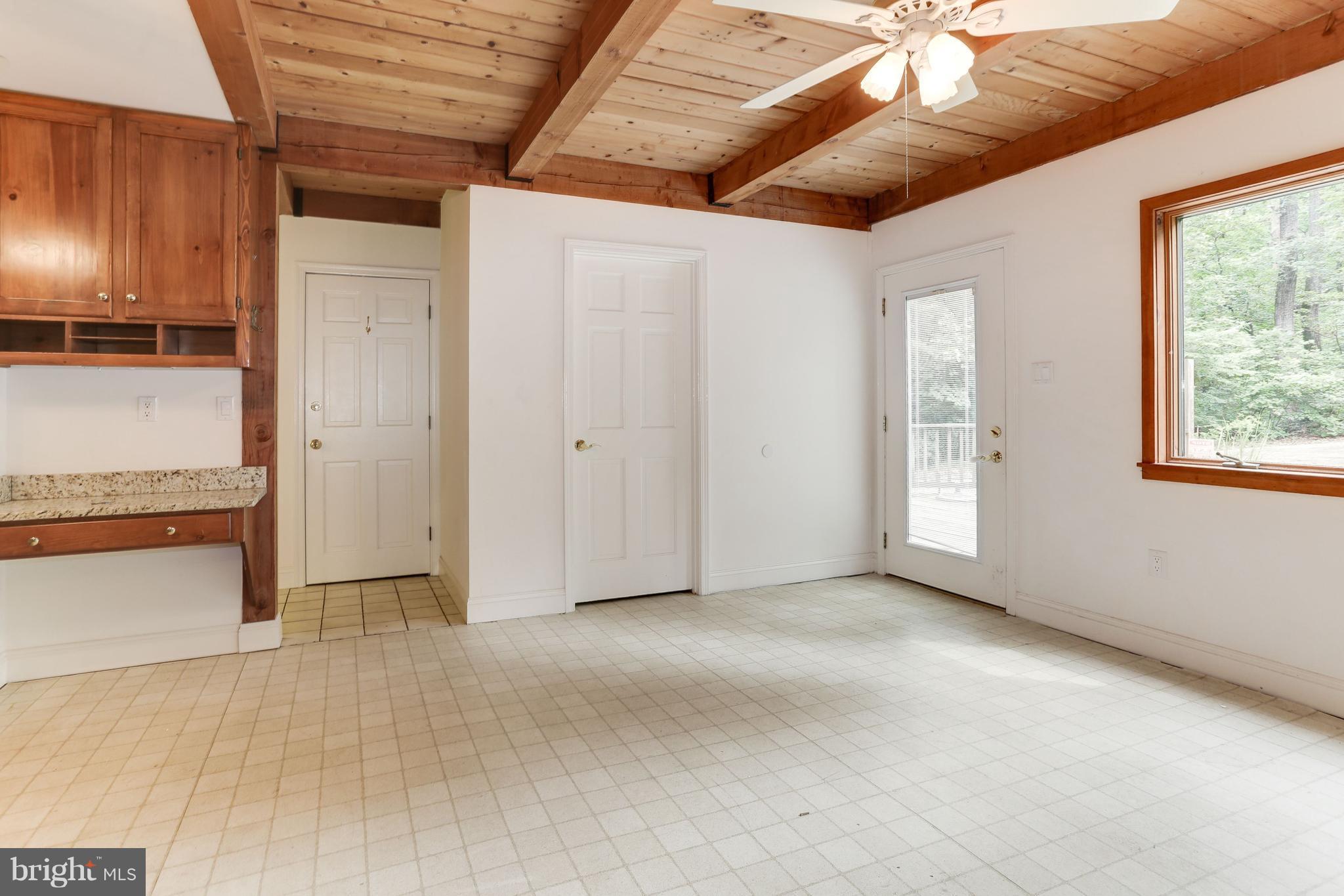 13191 Highland Road Highland, MD 20777 - Photo 10 of 30 Kitchen
