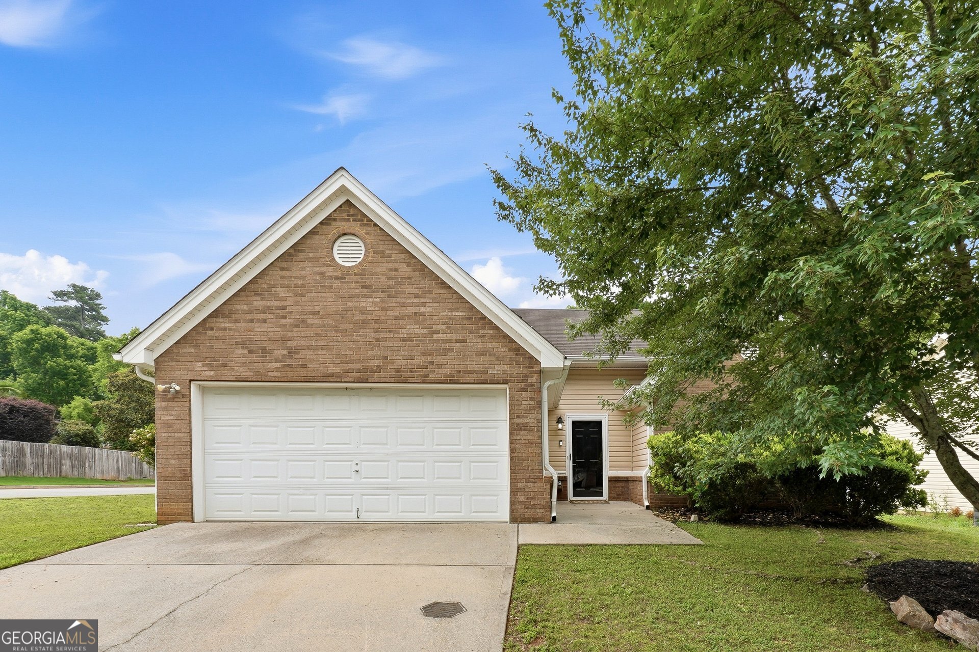 14 Grier Lane Newnan, GA 30263 - Photo 1 of 27