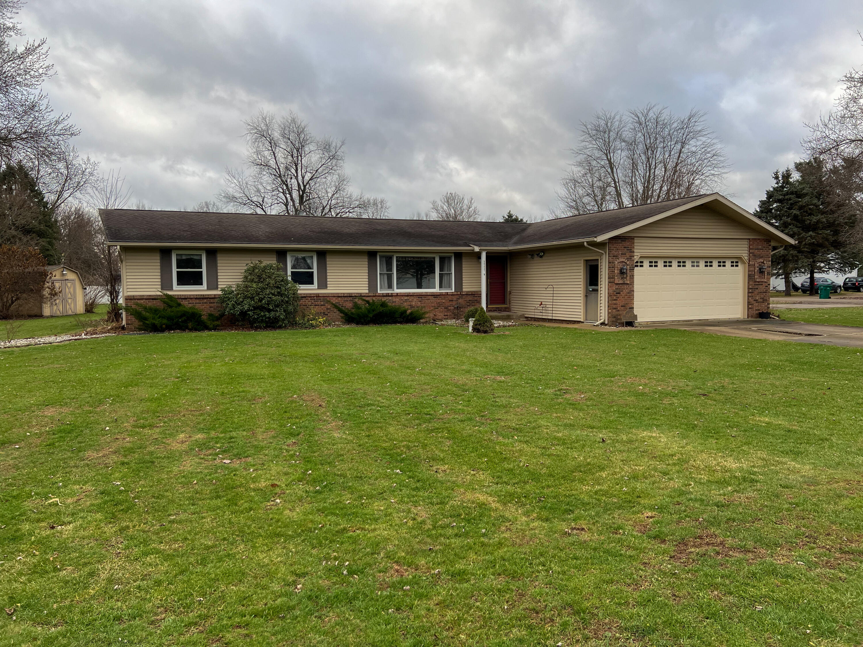 58437 Greenfield Court Three Rivers, MI 49093 - Photo 1 of 48 IMG_5796
